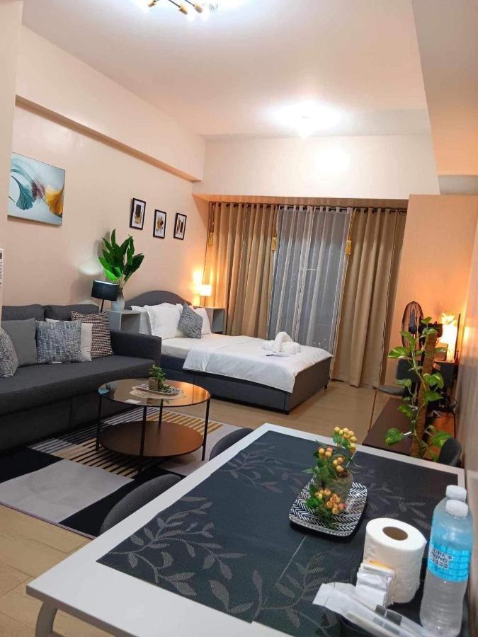 Studio Condo Building 81 Newport Boulevard Manila Exteriér fotografie