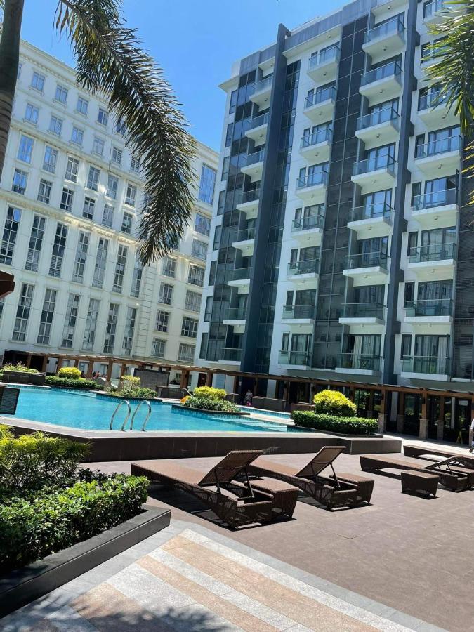 Studio Condo Building 81 Newport Boulevard Manila Exteriér fotografie